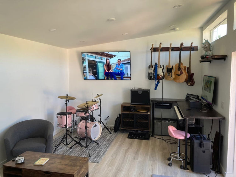 Studio Home